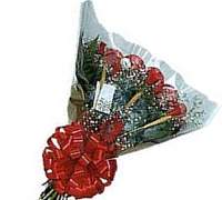  Ramo 18 Rosas estilo americano decorado con helecho y ghipsofila (Regalos Flores .com.ar) 